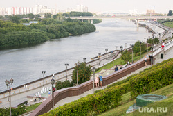 Набережная летом. Тюмень, набережная тюмени, набережная туры, река тура