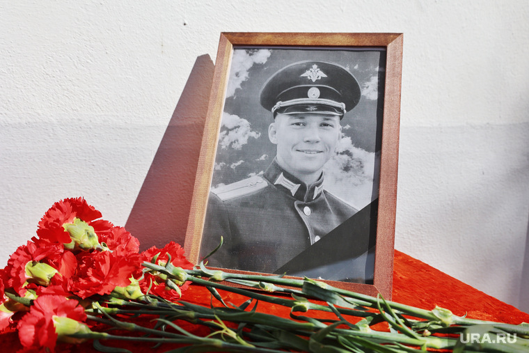 В Курганской школе почтили память бывшего ученика Владислава Шайдорова, погибшего на СВО
