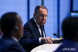 Президент России Владимир Путин на рабочем обеде по украинской проблеме на форуме Россия Африка. Санкт-Петербург, лавров сергей