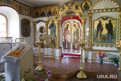 Богоявленский храм Курган, иконостас, иконы, храм