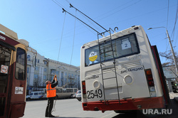Презентация единого проездного билета, транспортной карты и инновационной остановки с интерактивным дисплеем и wi-fi. Челябинск, троллейбус