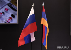 Михаил Мишустин на саммите ЕАЭС. Сочи, российский флаг, флаг россии, флаг армении, армянский флаг