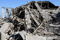 Последствия ночного обстрела Степанакерта. Нагорный Карабах, развалины дома, частный дом, разрушение, частный сектор, последствия обстрела