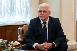 Дмитрий Трифонов сообщил о социальных проекта во время встречи с губернатором Евгением Куйвашевым