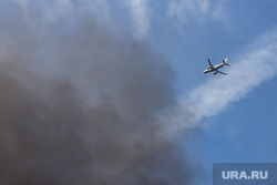 Пожар на складах. Екатеринбург, дым, пожар, самолет