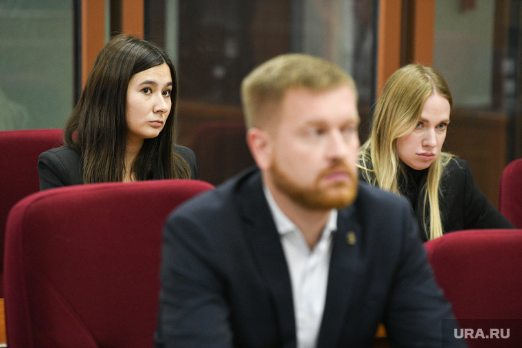 Потерпевшие просили суд не удовлетворять просьбу Васильева