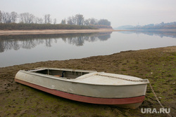 Природа. Тюмень, погода, озеро, река тура, водоем, природа, река кама, лодка, осень, моторка