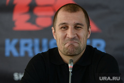 Пресс-конференция с чемпионом мира по боксу по версии WBO Сергеем Ковалевым. Челябинск, ковалев сергей