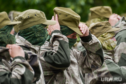 Отправка военнослужащих для участия в спецоперации. Челябинск, армия, военные, военнослужащие, бойцы, военная форма, солдат, вс рф, контрактники, добровольческий батальон, южноуралец