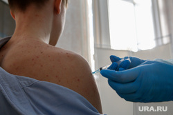 Вакцинация старшеклассников а лицее N 88. Екатеринбург , укол, covid, вакцина для детей COVID-19, Гам-Ковид-Вак-М, вакцинация детей от covid-19