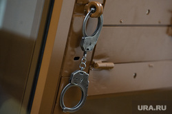 Судебное заседание по делу банды Тропиканки в Свердловском областном суде. Екатеринбург, арест, суд, судебный процесс, наручники, задержание
