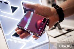 Новый Samsung Galaxy Z Flip. Екатеринбург, телефон, смартфон, раскладушка, samsung, складной телефон, samsung galaxy z flip
