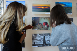 Выставка лауреатов Областного фотоконкурса «Южный Урал: творчество, талант» в рамках нацпроекта «Культура». Челябинск, фотовыставка, монтаж фотовыставки