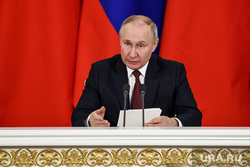 Президент России Владимир Путин и председатель КНР Си Цзинь Пин на встрече во время совместного заявления в Кремле. Москва, путин владимир, топ