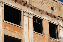Руины заброшенной больницы у Зеленой рощи. Екатеринбург , конструктивизм, заброшенная больница, руины, больница на большакова, разрушенная больница