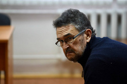 Сначала Александр Неустроев получил штраф в размере семи тысячи рублей