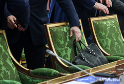 Михаил Мишустин в Душанбе. Душанбе, чиновник, портфель, должность