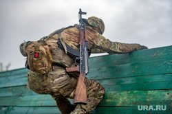 Подготовка к военной службе в зоне СВО. ЦВСП Стрелец. Пермь, полоса препятствий, преодоление препятствий, штурм, боевое слаживание, нвп, военная тренировка, учения на полигогне