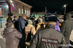 Микрорайон Зайково. Митинг жителей. Курган, митинг, полиция, зайково, микрорайон зайково, митинг жителей