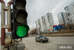 Виды города. Нижневартовск, светофор, зеленый свет
