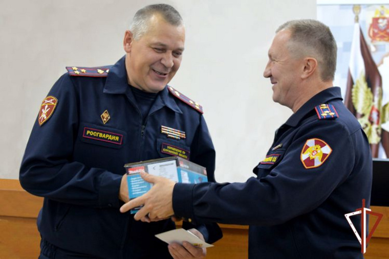 Также медалью «За боевое отличие» был награжден экс-замначальника регионального Управления Росгвардии Николай Суханов