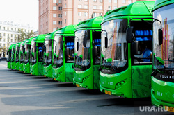 Alexey Teksler was presented with new buses.  Chelyabinsk, public transport, urban transport, new buses