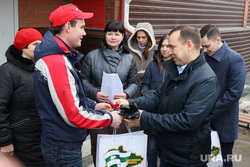 Вручение ключей от квартир детям сиротам. Курган, шумков вадим, ситникова елена