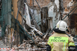 Спасатели полностью разобрали завалы от разрушившегося дома в Астрахани