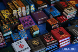 Международный книжный фестиваль Красная строка. Екатеринбург , книги, книжка малышка, миниатюрная книга, книга миниатюра