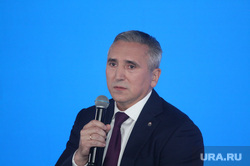 Александр Моор на пресс-конференции в честь образования Тюменской области. Тюмень , моор александр