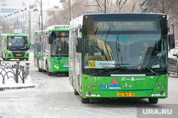 Виды города, зима. Тюмень, автобус, общественный транспорт