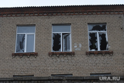 Местные жители в подвале дома в Докучаевске Докучаевск ДНР, последствия, донецкая народная республика, артобстрел, разрушения, обстрел, докучаевск
