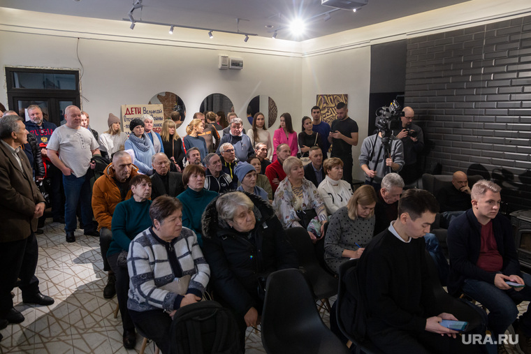 Пресс-конференция, посвященная тренеру Ражеву. Екатеринбург
