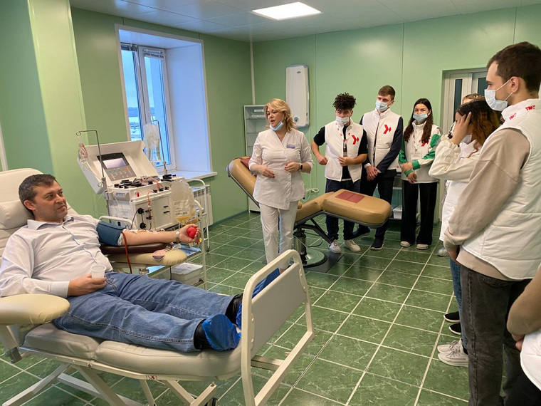 Студенты-медики из Тюмени посетили Надымскую центральную районную больницу