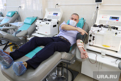 Депутат областной думы Александр Ильтяков в центре переливания крови. Курган , ильтяков александр, центр переливания крови