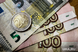 Деньги. Челябинск, купюры, монеты, евро, валюта, деньги, рубль, бакс
