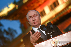 Заключительная пресс-конференция президента России Владимира Путина по окончанию визита в Китай. Пекин, КНР, путин владимир
