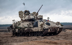 НАТО. stock, нато, сша, танк, Bradley, Брэдли, М2, stock