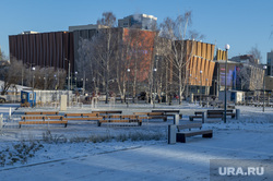 Зимние виды города. Пермь, зима, городская эспланада, imall
