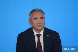 Александр Моор на пресс-конференции в честь образования Тюменской области. Тюмень , моор александр