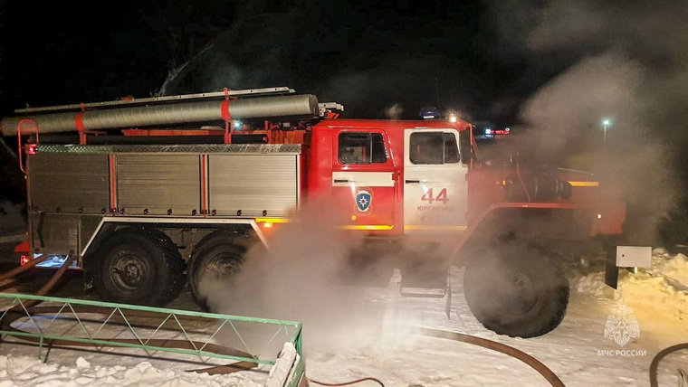 Пожар был устранен сотрудниками МЧС менее чем за полчаса