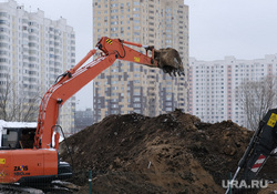Повседневная жизнь. Москва, экскаватор, яма, жкх, ремонт