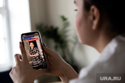 Мобильные приложения Tinder и TikTok. Екатеринбург, телефон, iphone, тикток, tiktok, tik tok, милохин даня
