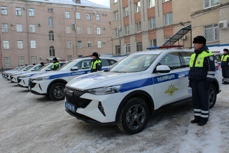 Курганские сотрудники ДПС получили новые китайские кроссоверы