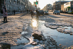 В городе масштабная коммунальная авария. Курган, коммунальная авария, потоп, прорыв водопровода, затопленные улицы