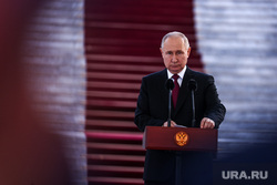 Владимир Путин на торжественном построении, посвященном 20-летию авиабазы в Киргизстане. Бишкек, путин владимир
