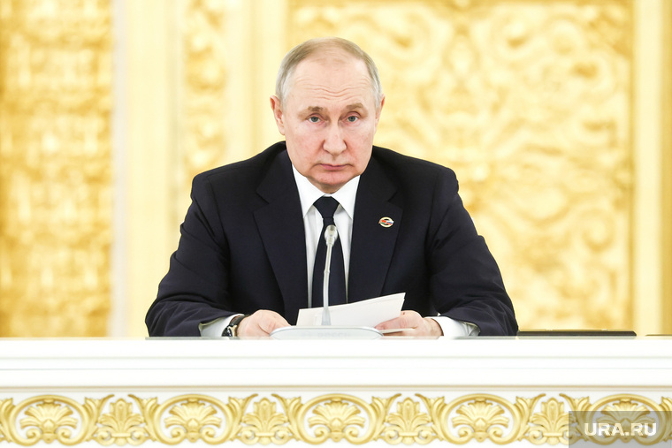 Владимир Путин и Александр Лукашенко на заседании высшего Госсовета союзного государства России и Белоруссии. Москва
