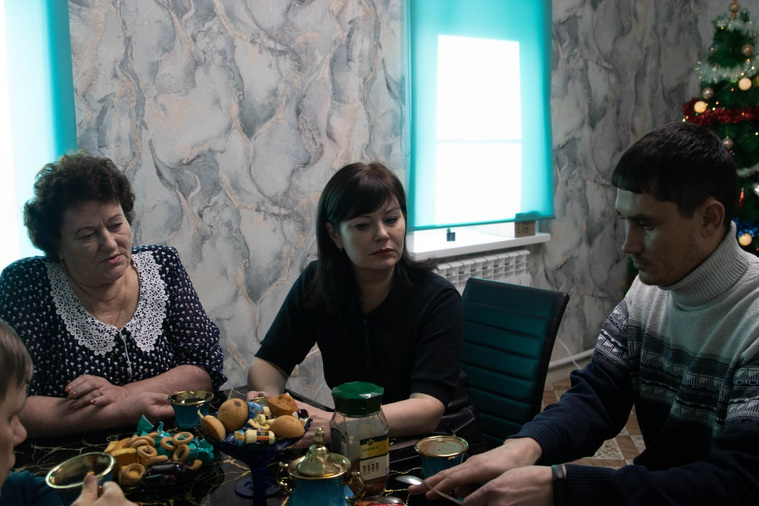 Глава Кургана Елена Ситникова навестила семьи бойцов, погибших в зоне СВО
