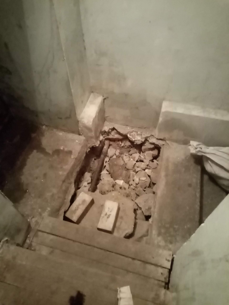 Жители дома считают, что он находится в аварийном состоянии