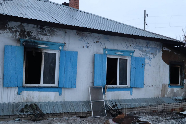 В Кургане в бараке на Акмолинской сгорели две квартиры